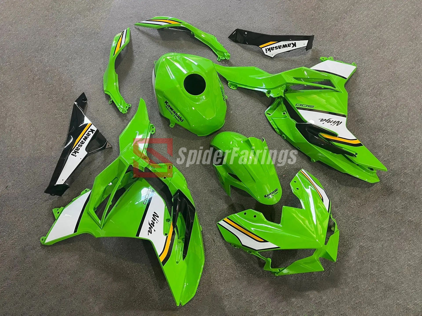 Green-Kawasaki Ninja500 2024
