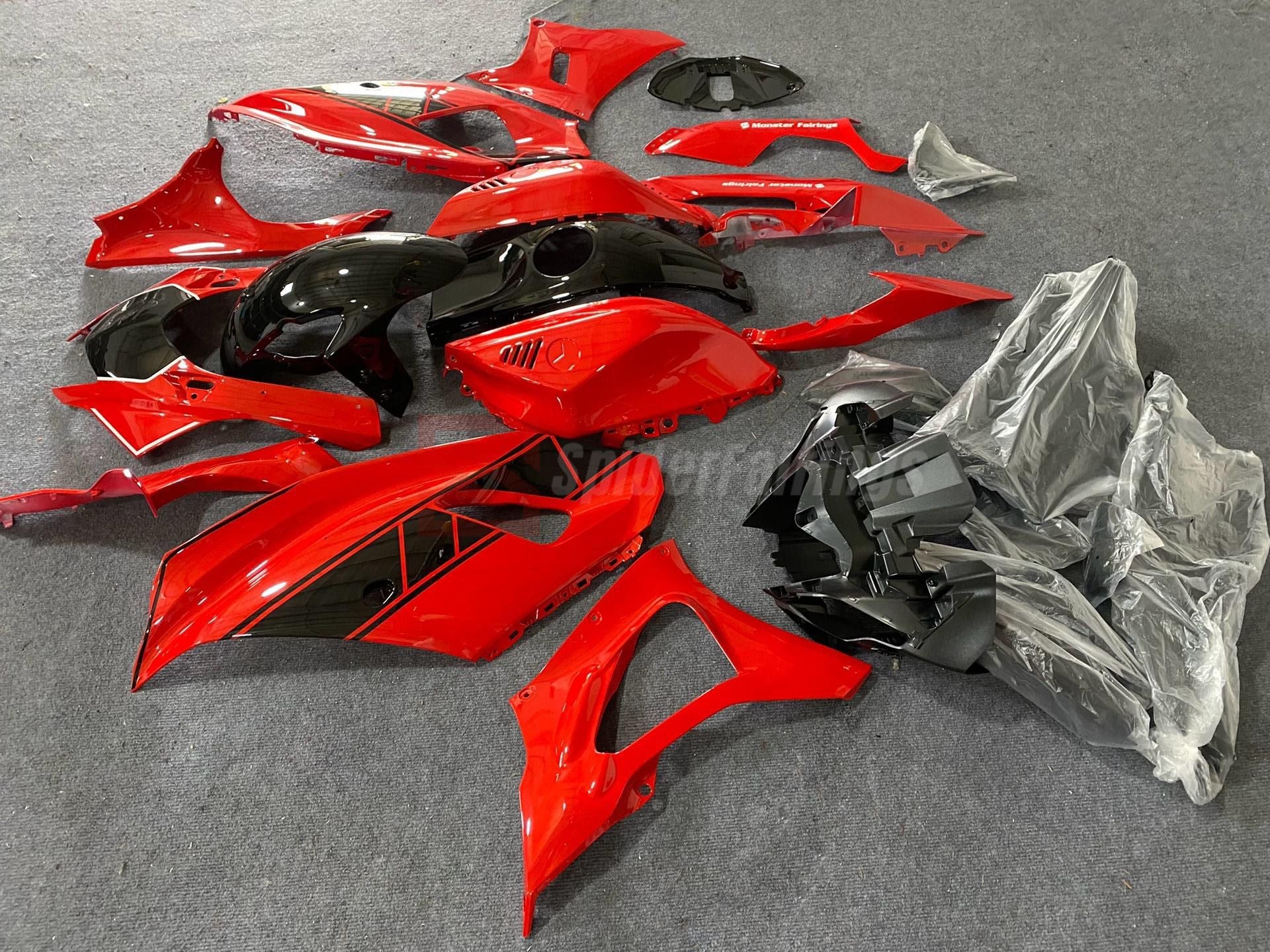 Red and Black-Yamaha R7 2021-2024