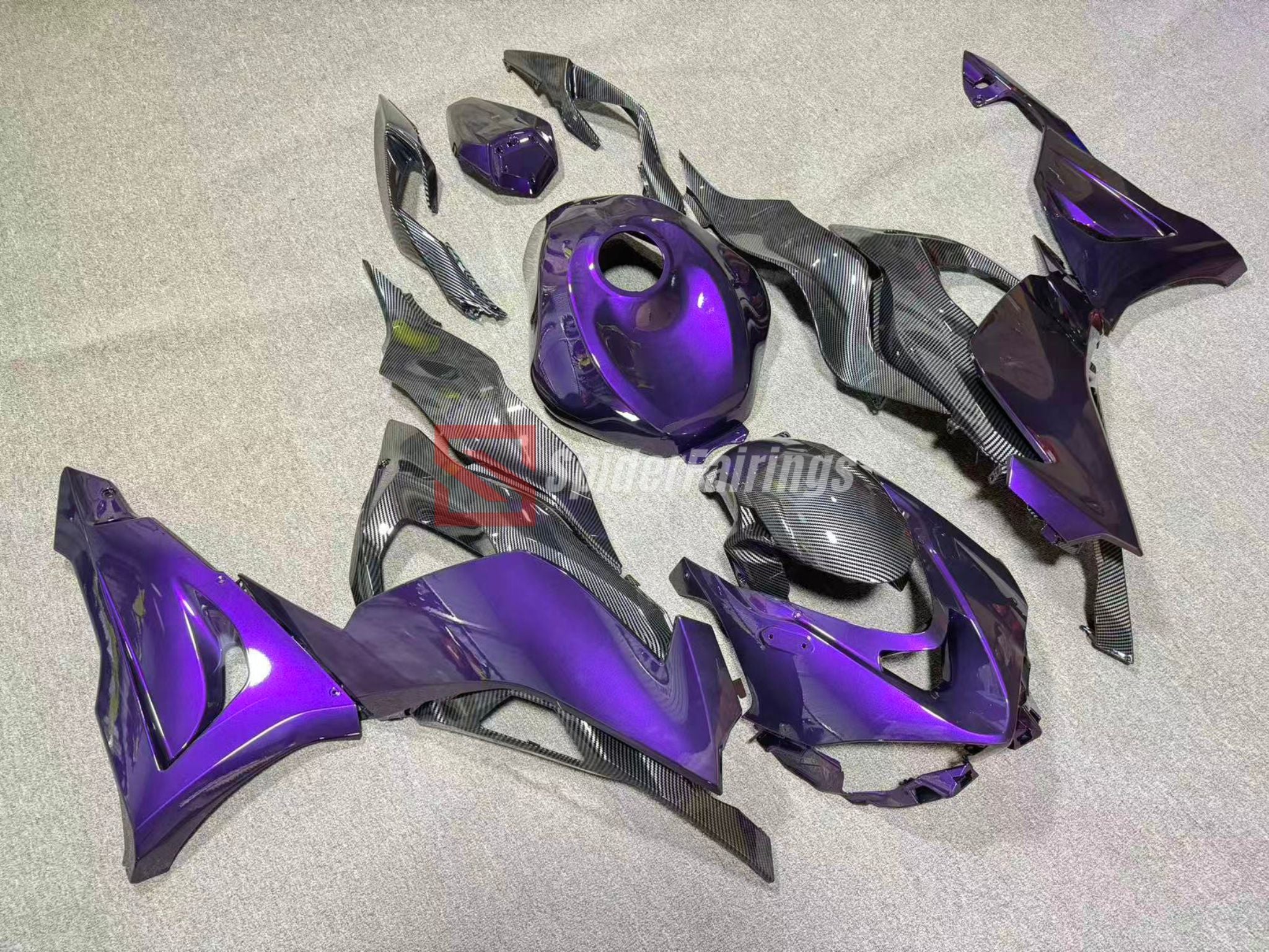 Glossy Midnight Purple and Carbon Fiber – Kawasaki ZX-6R 2024