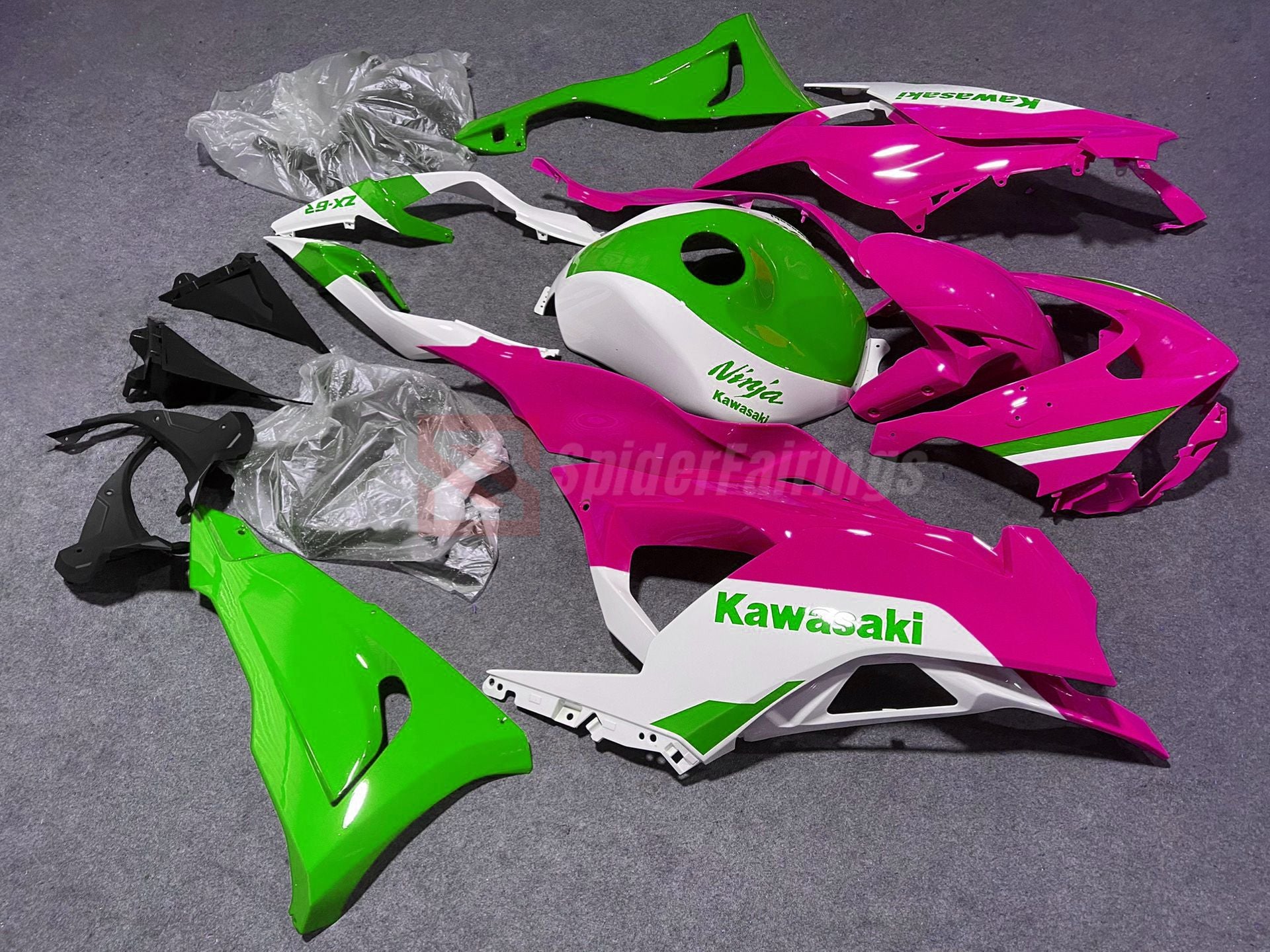 【新品未使用】2024SSジレ ジャガード Gloss Green and Pink-Kawasaki ZX-6R 2024 – SpiderFairings