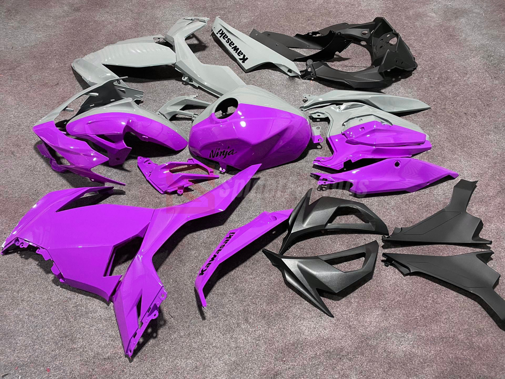 Purple and Grey-Kawasaki Ninja400 2018-2023