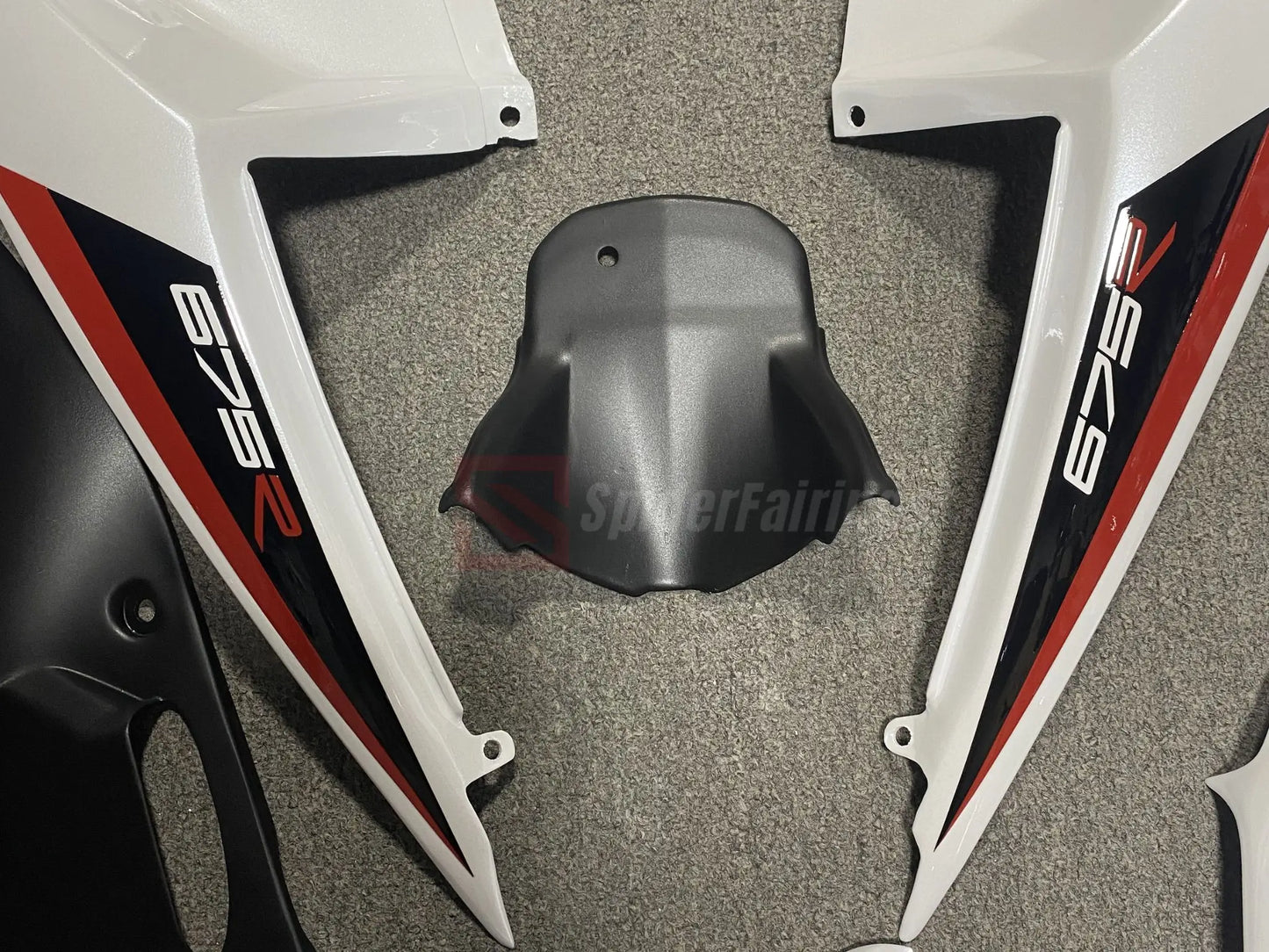 Pearl White-Triumph Daytona 675R 2013-2016