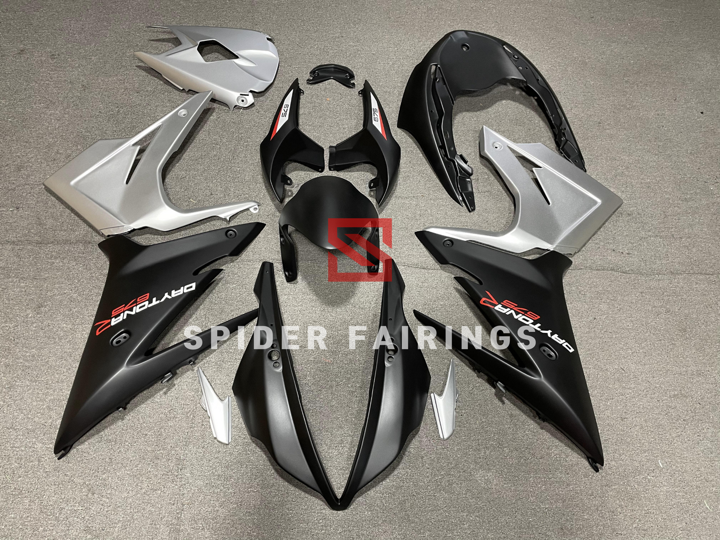 Matte Black and Silver-Triumph Daytona 675 2013-2016