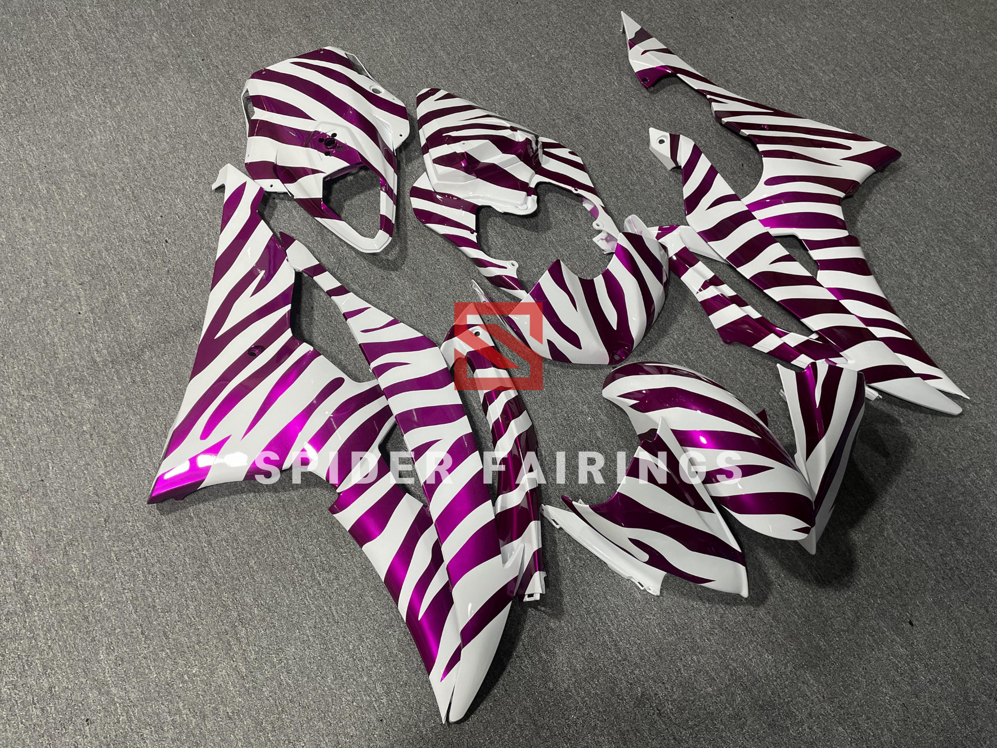 White and Pink Zebra-Yamaha YZF R6 2008-2016