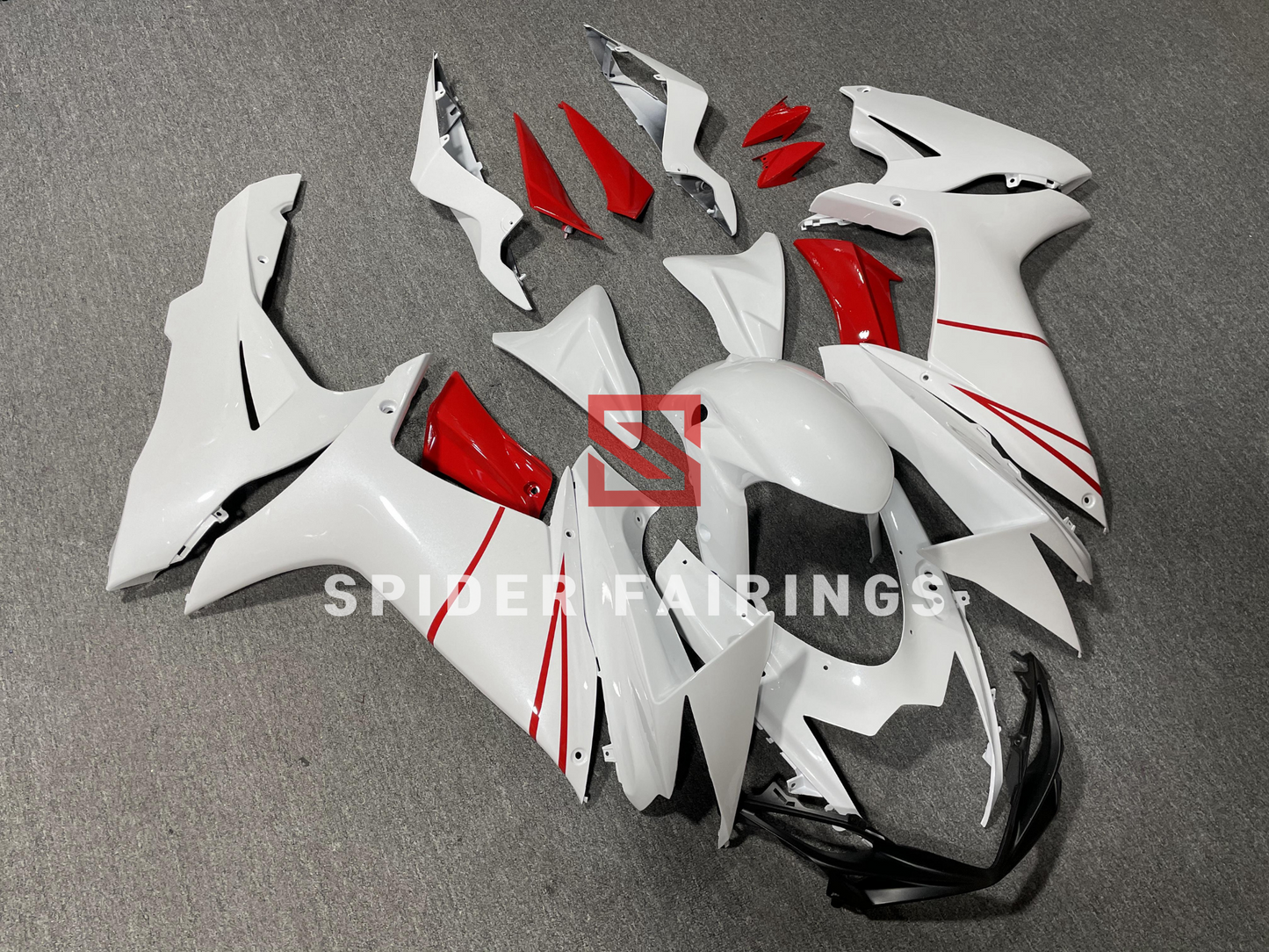 Gloss White and Red Suzuki GSXR600-750 2011-2019