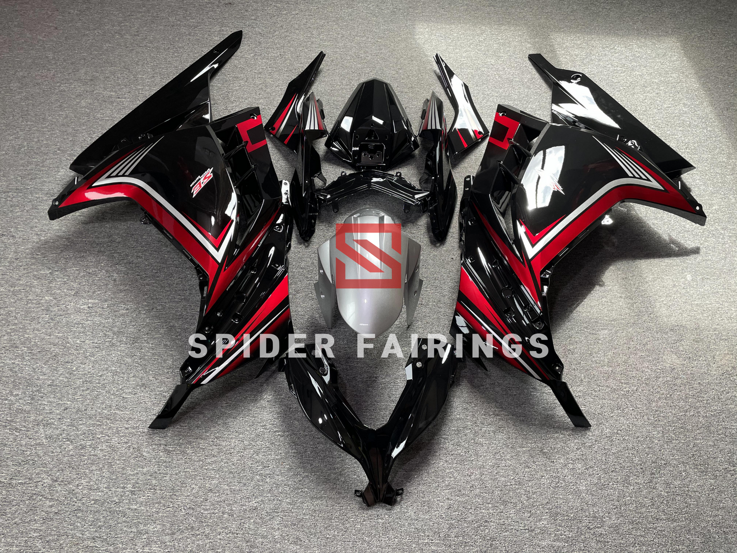 Gloss Black and Red-Kawasaki Ninja300 2013-2019