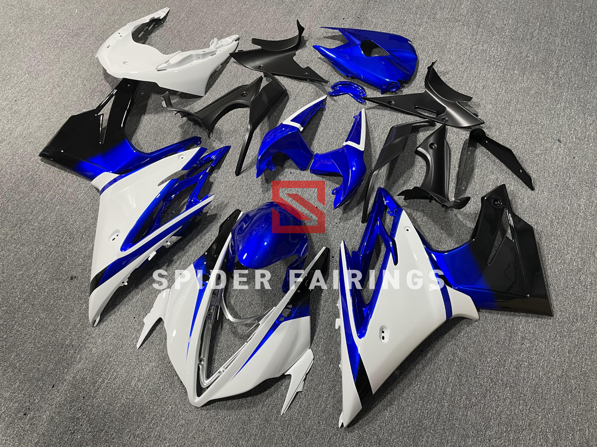 Blue,White and Black Triumph Daytona 675 2013-2016