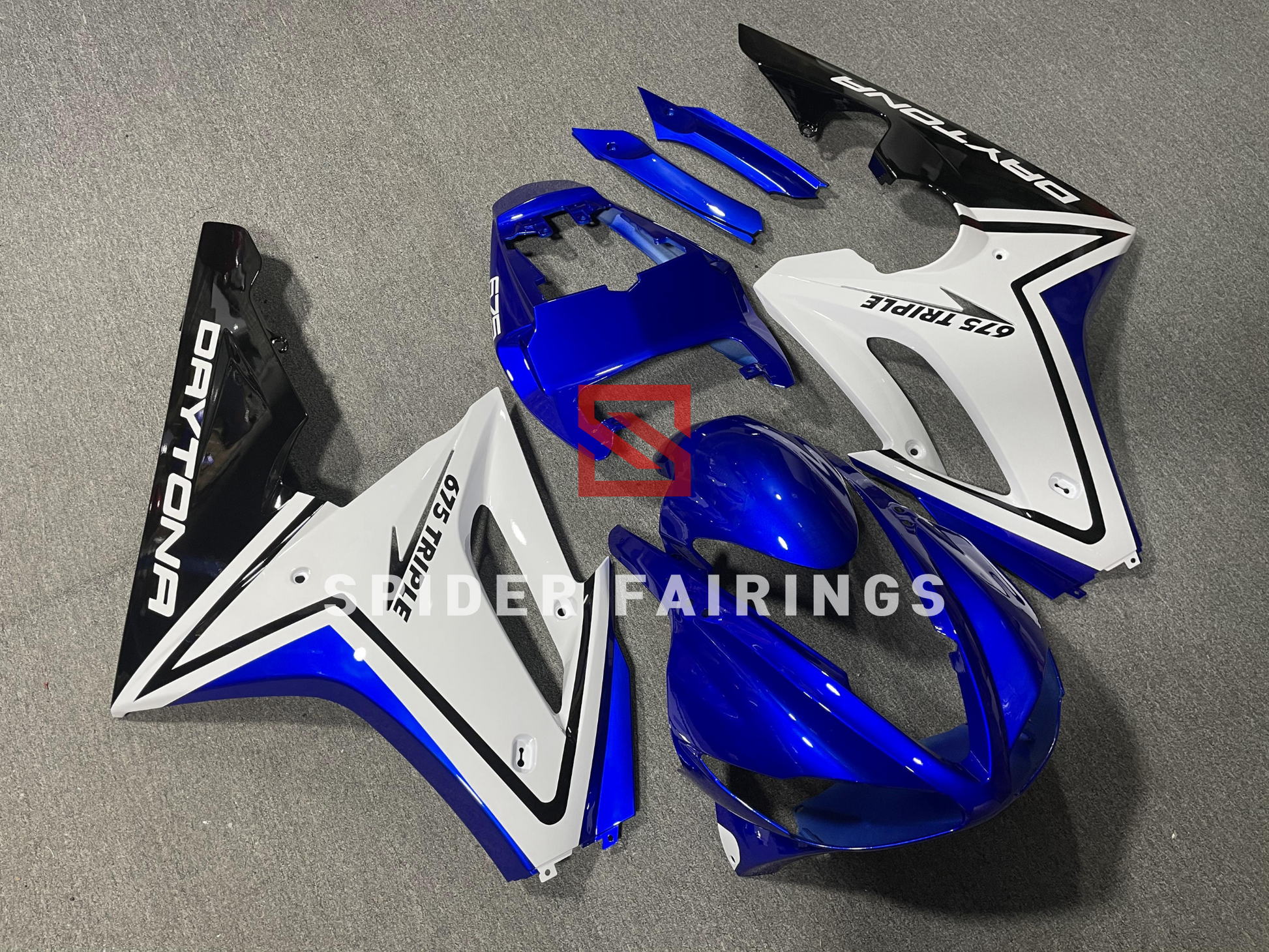 Blue,White and Black-Triumph Daytona 675 2009-2012