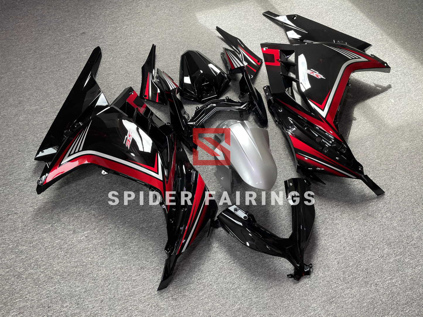 Gloss Black and Red-Kawasaki Ninja300 2013-2019