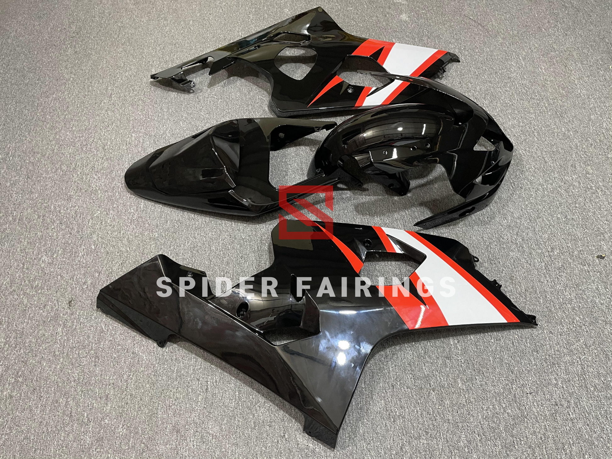 Gloss Black and Red-Suzuki GSXR600-750 2004-2005