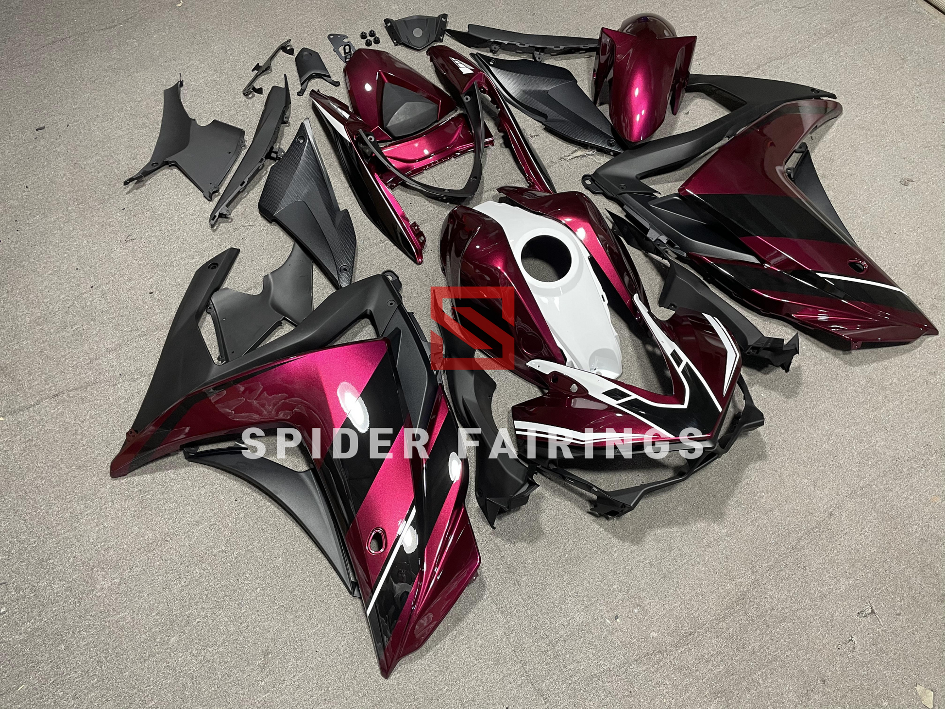 Deep Red and Black-Yamaha Y-R25/R3 2014-2018