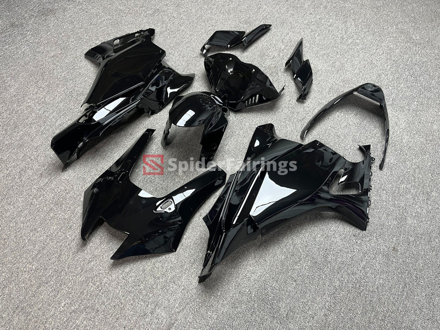Gloss The Pure Black-Yamaha R9 2025-2026
