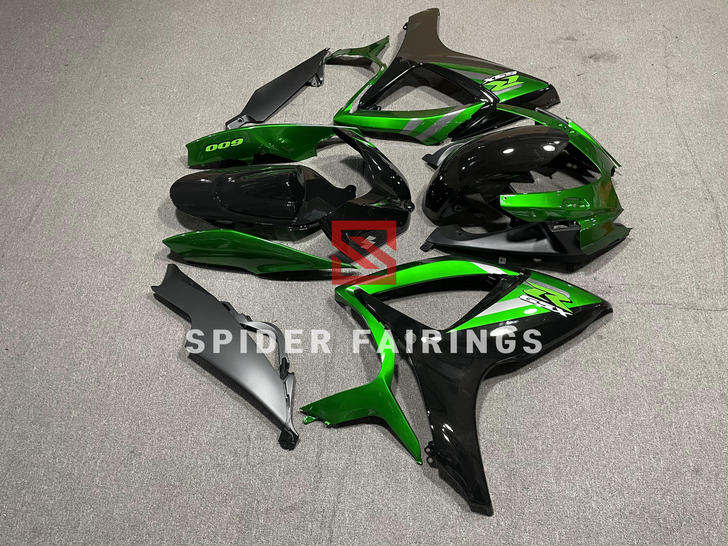 Gloss Green and Black-Suzuki GSXR600-750 2006-2007