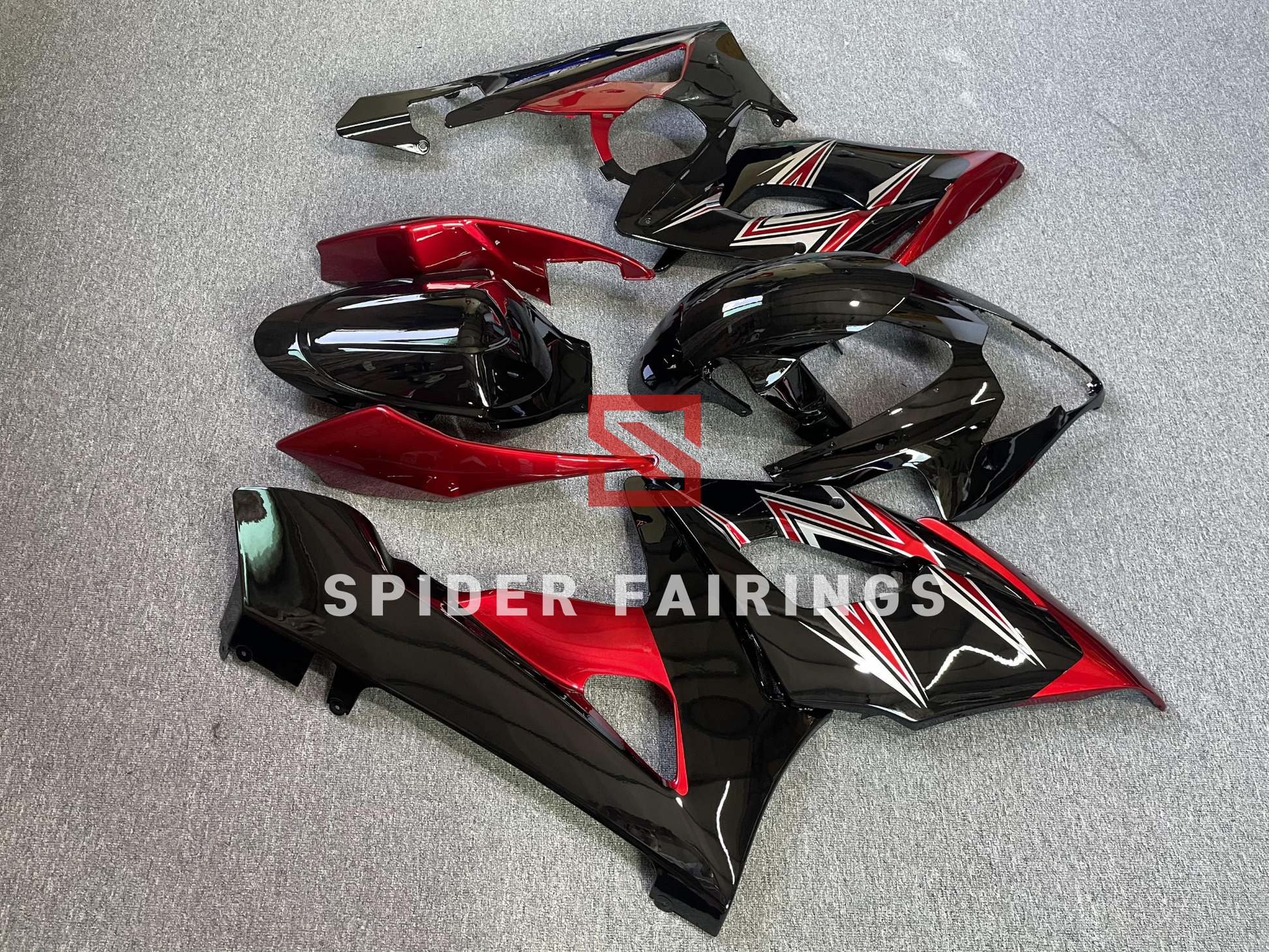 Fairings for Black Suzuki GSXR1000 2005-2006