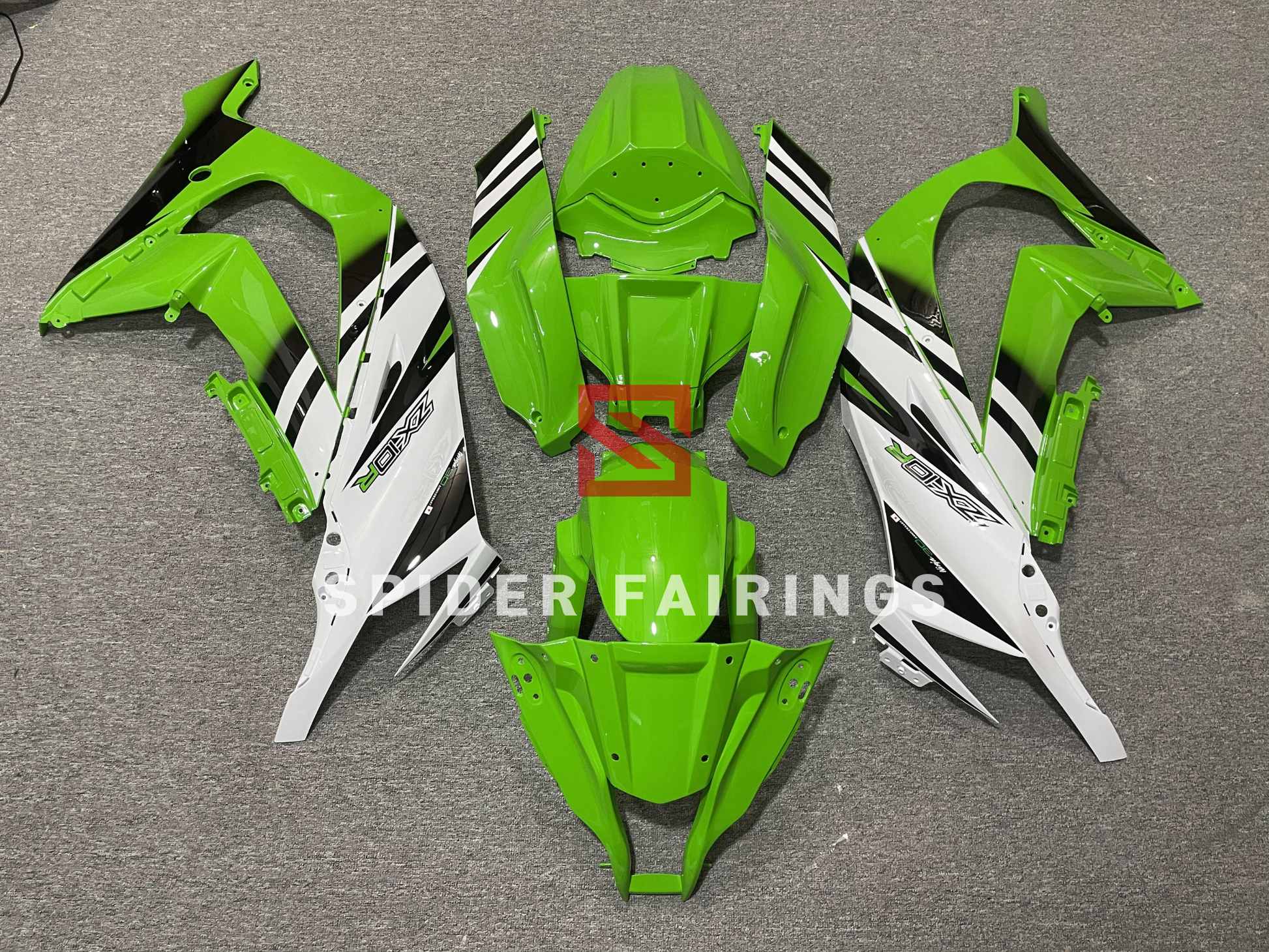 Gloss Green and White-Kawasaki ZX-10R 2011-2015