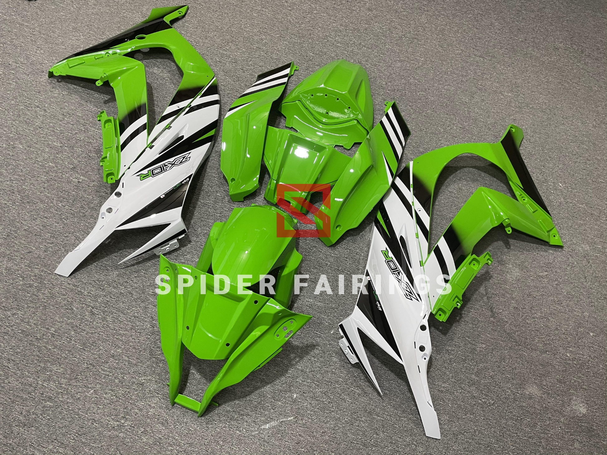 Gloss Green and White-Kawasaki ZX-10R 2011-2015