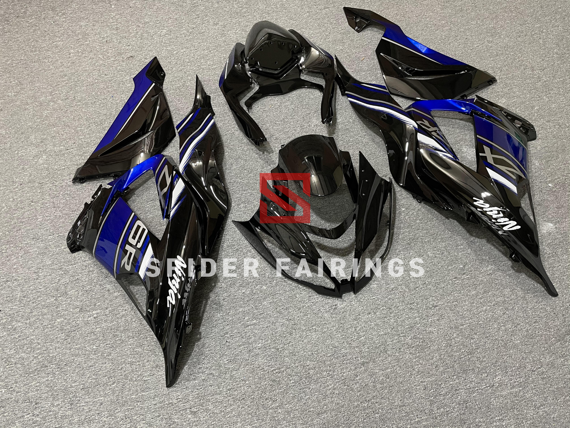 Gloss Black and Blue Kawasaki ZX-6R 2013-2018