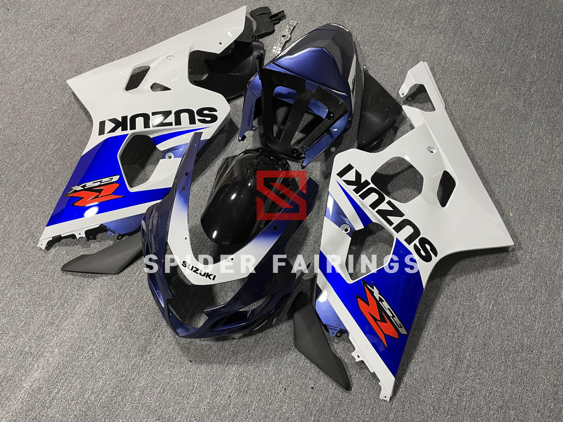 Dark Blue and White-Suzuki GSXR600-750 2004-2005