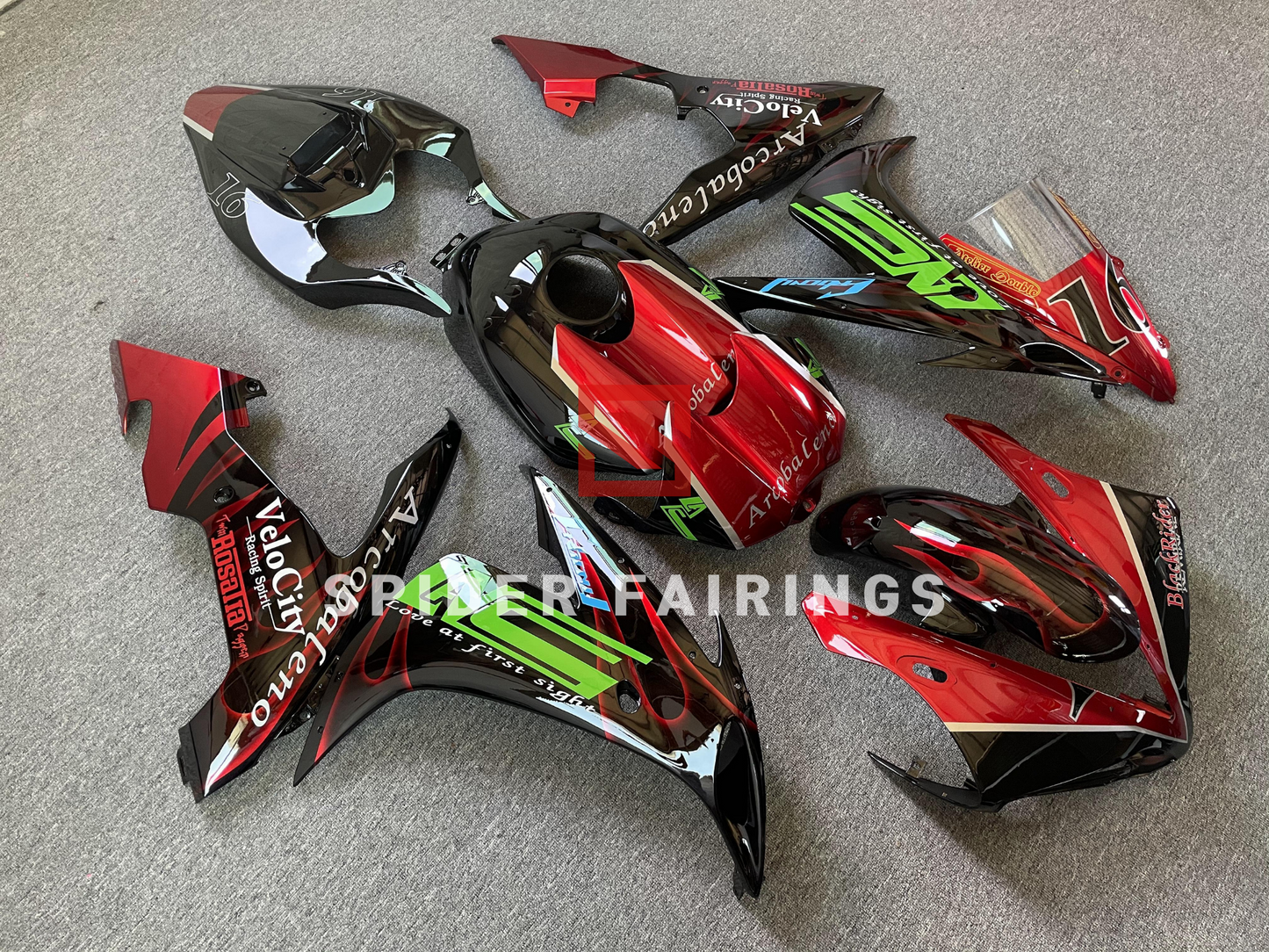 Black and Red Arcobaleno-Yamaha YZF R1 2004-2006