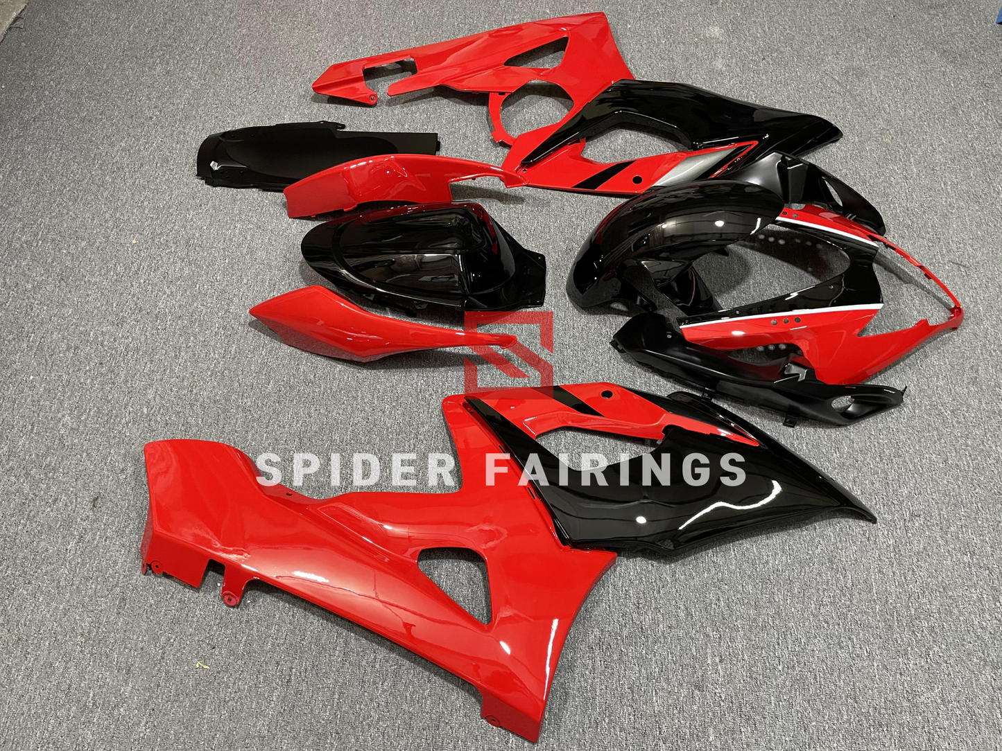 Black and Red Suzuki GSXR1000 2005-2006