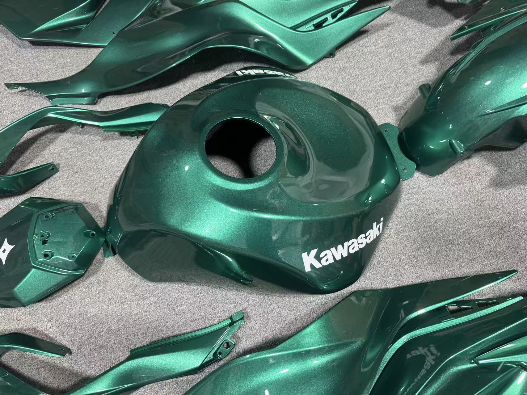 Isle Of Man Green-Kawasaki ZX-6R 2019-2023-SpiderFairings