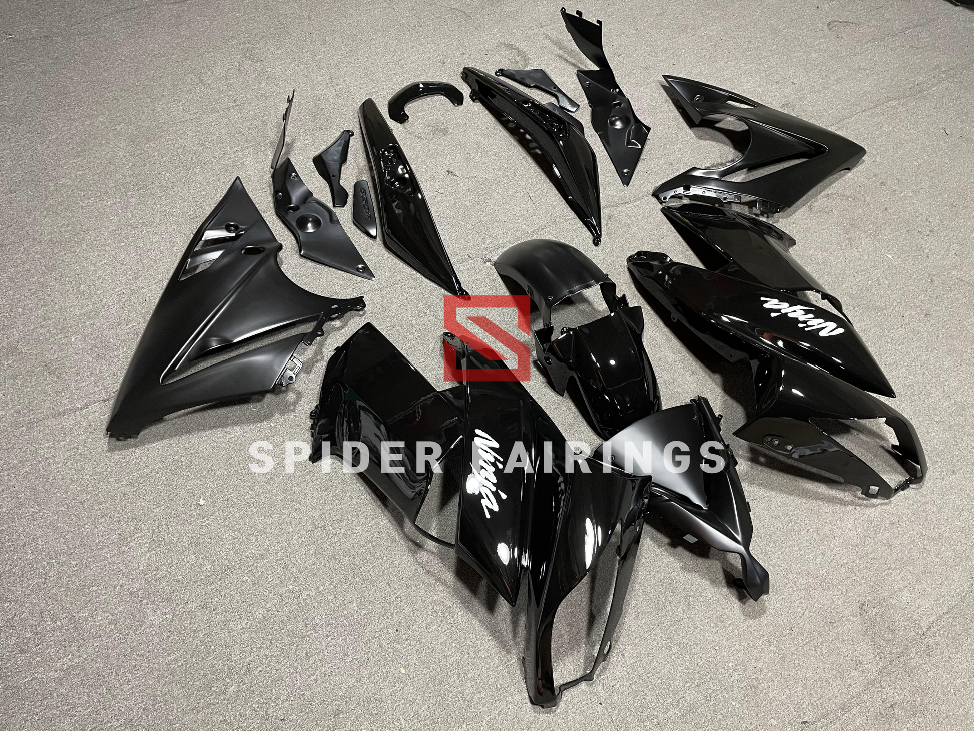 Gloss Black-Kawasaki Ninja650R 2009-2011