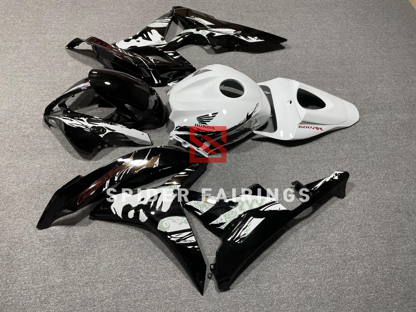 White and Black Woman Flower-Honda CBR600RR 2007-2008