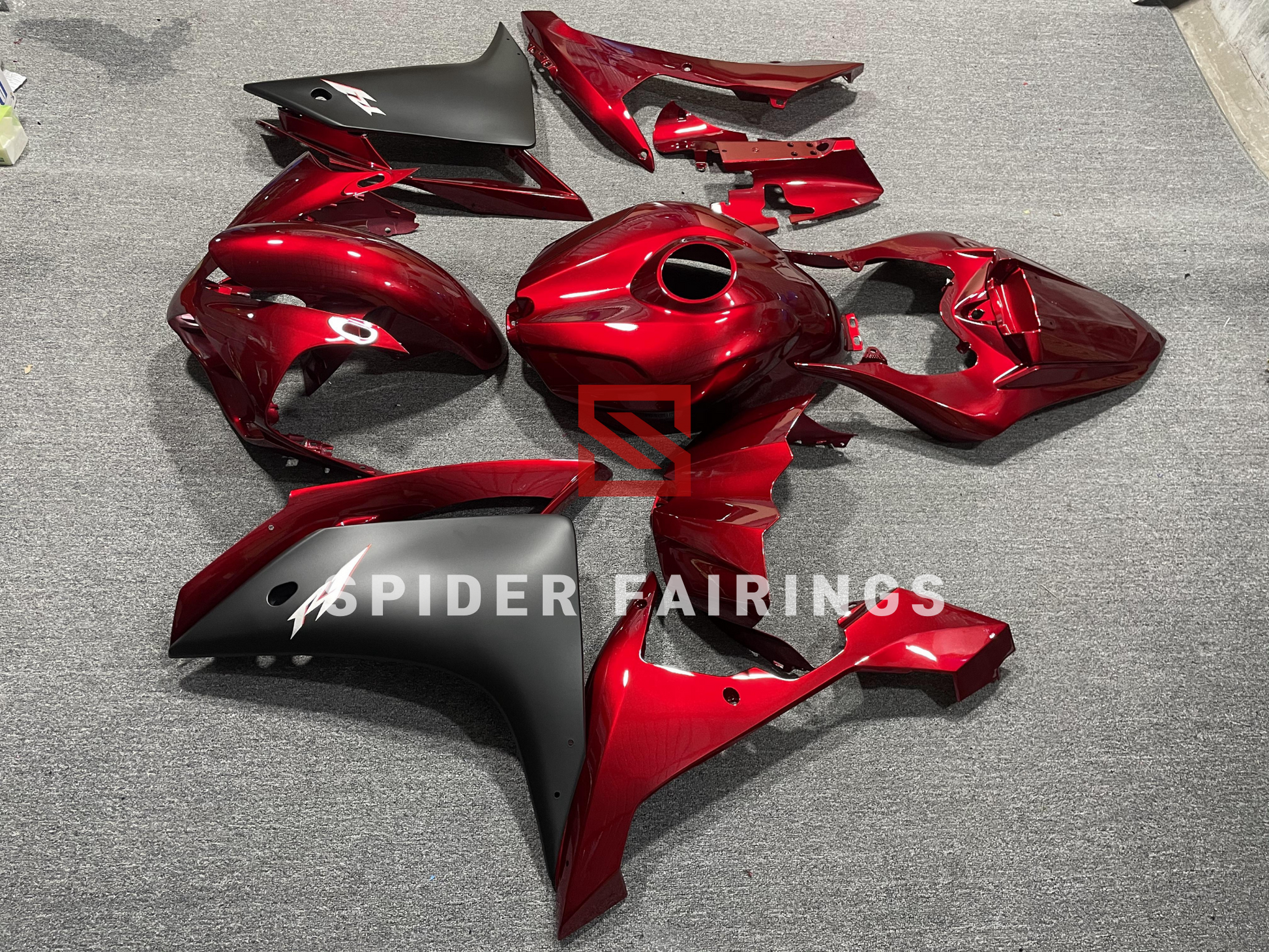 Gloss Red and Black-Yamaha YZF R1 2007-2008