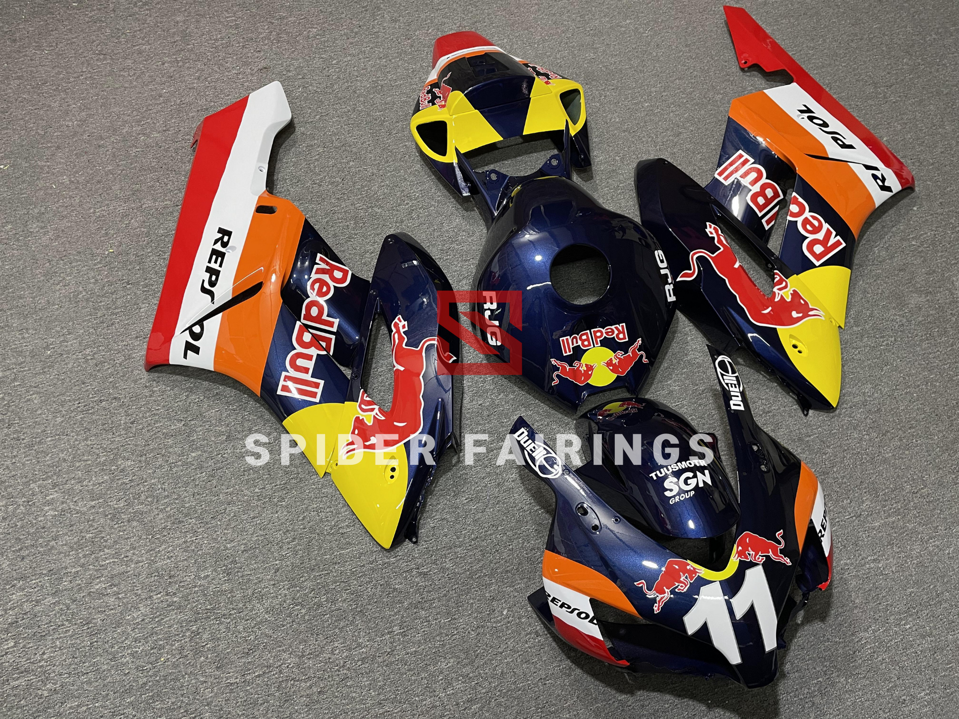 Custom Red Bull "11"-Honda CBR1000RR 2004-2005