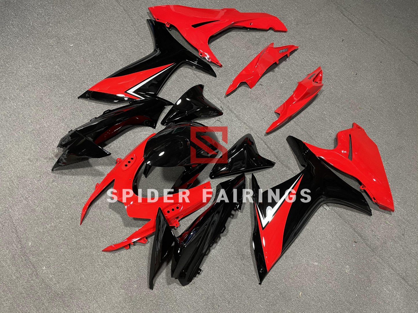 Gloss Red and Black-Suzuki GSXR600-750 2011-2019