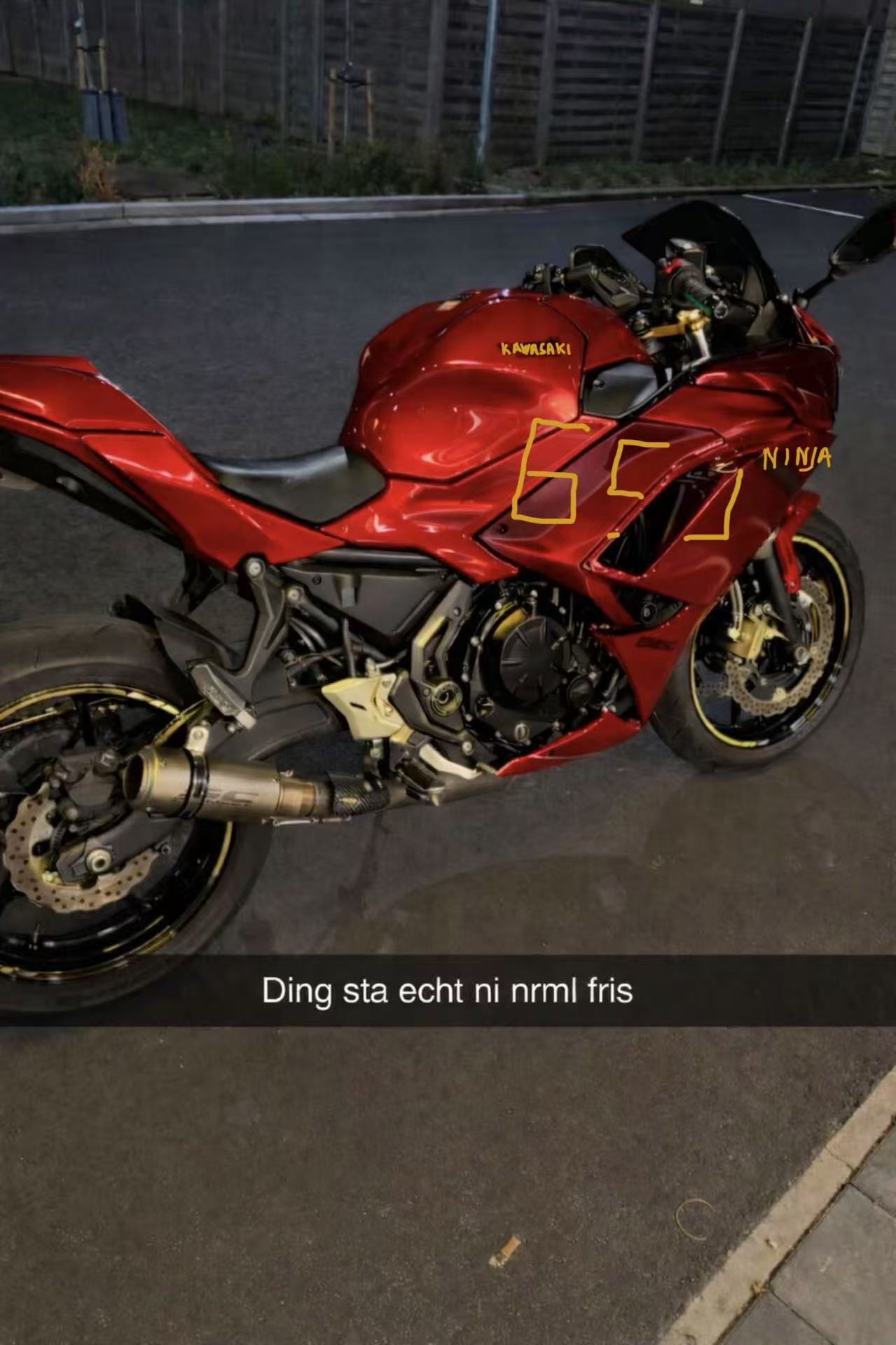 Candy Red And Gold Ninja 650 2025