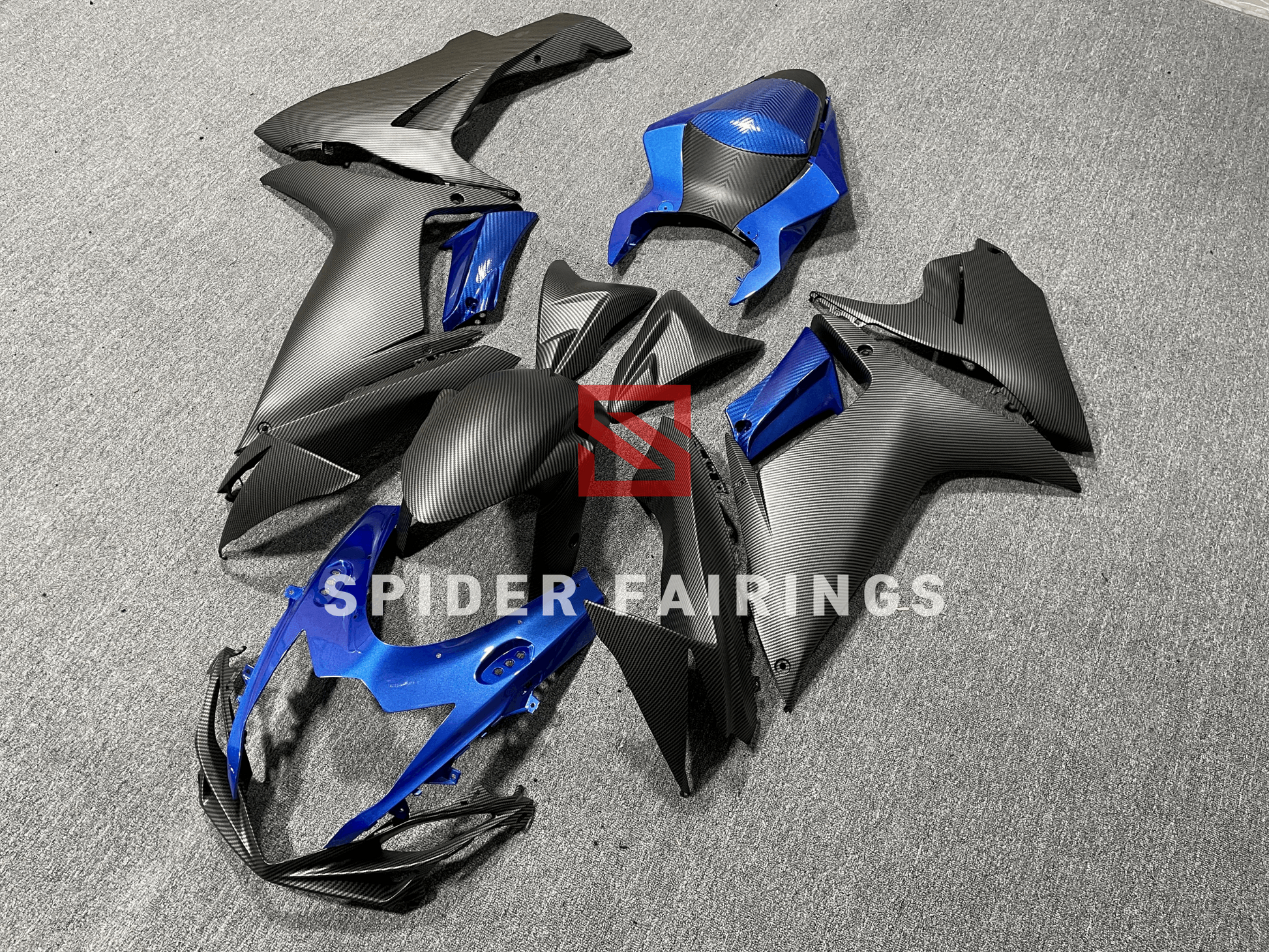 Carbon Fiber Black&Blue-Suzuki GSXR600-750 2011-2019