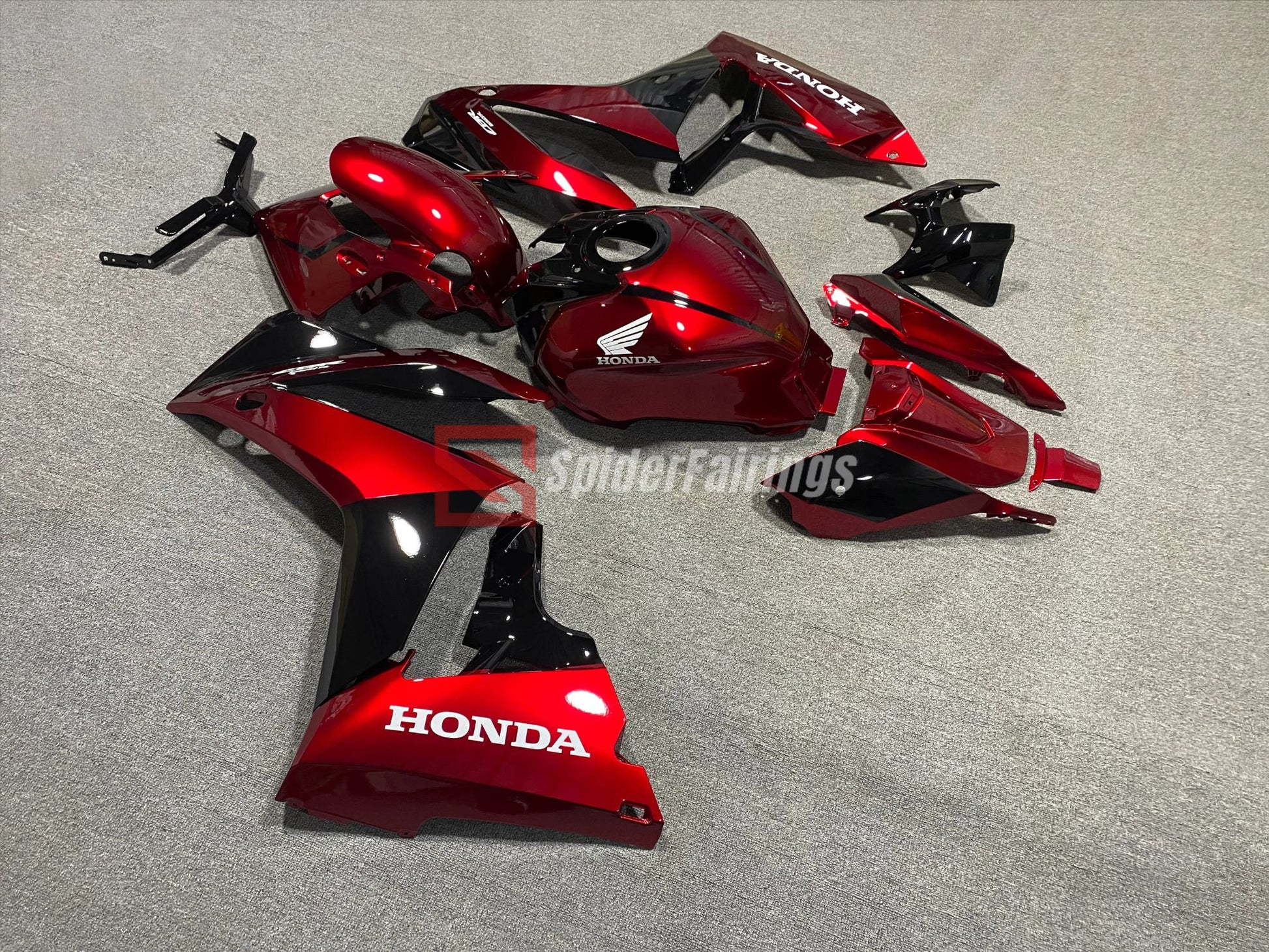 Candy_Red_And_BLack-CBR650R_2024-2025