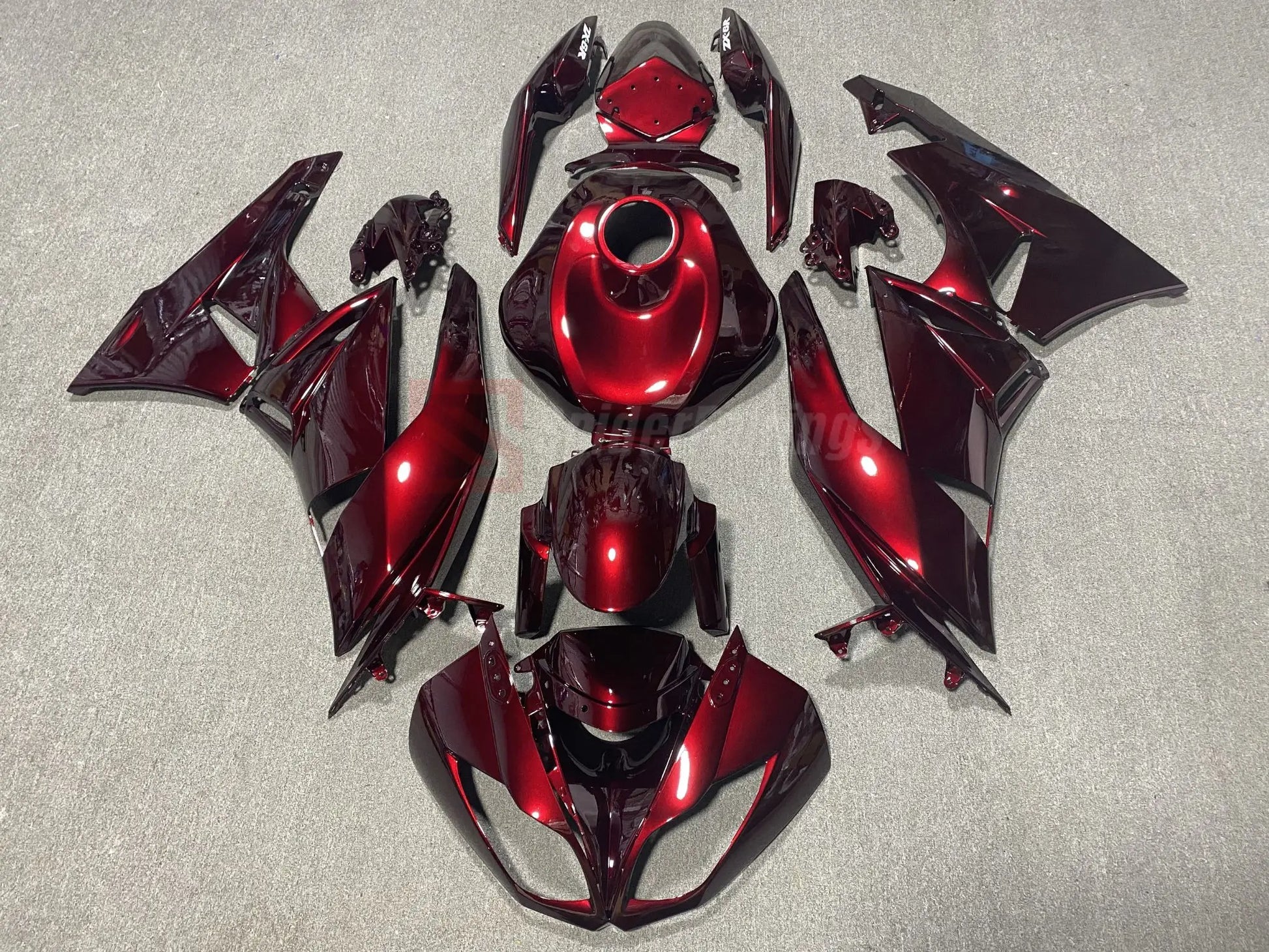 Dark_Candy_Red_Kawasaki_ZX-6R_2009-2012