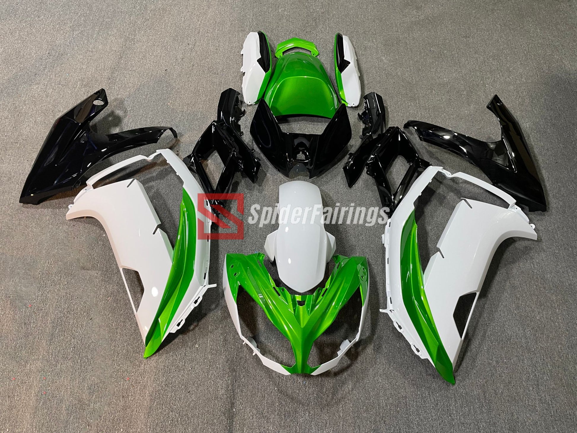 Gloss Candy Green and White-Kawasaki Ninja650R 2012-2016