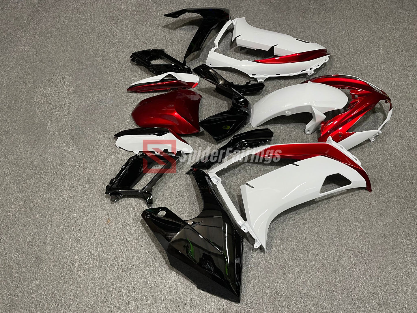 Gloss White and CandyRed-Kawasaki Ninja650R 2012-2016