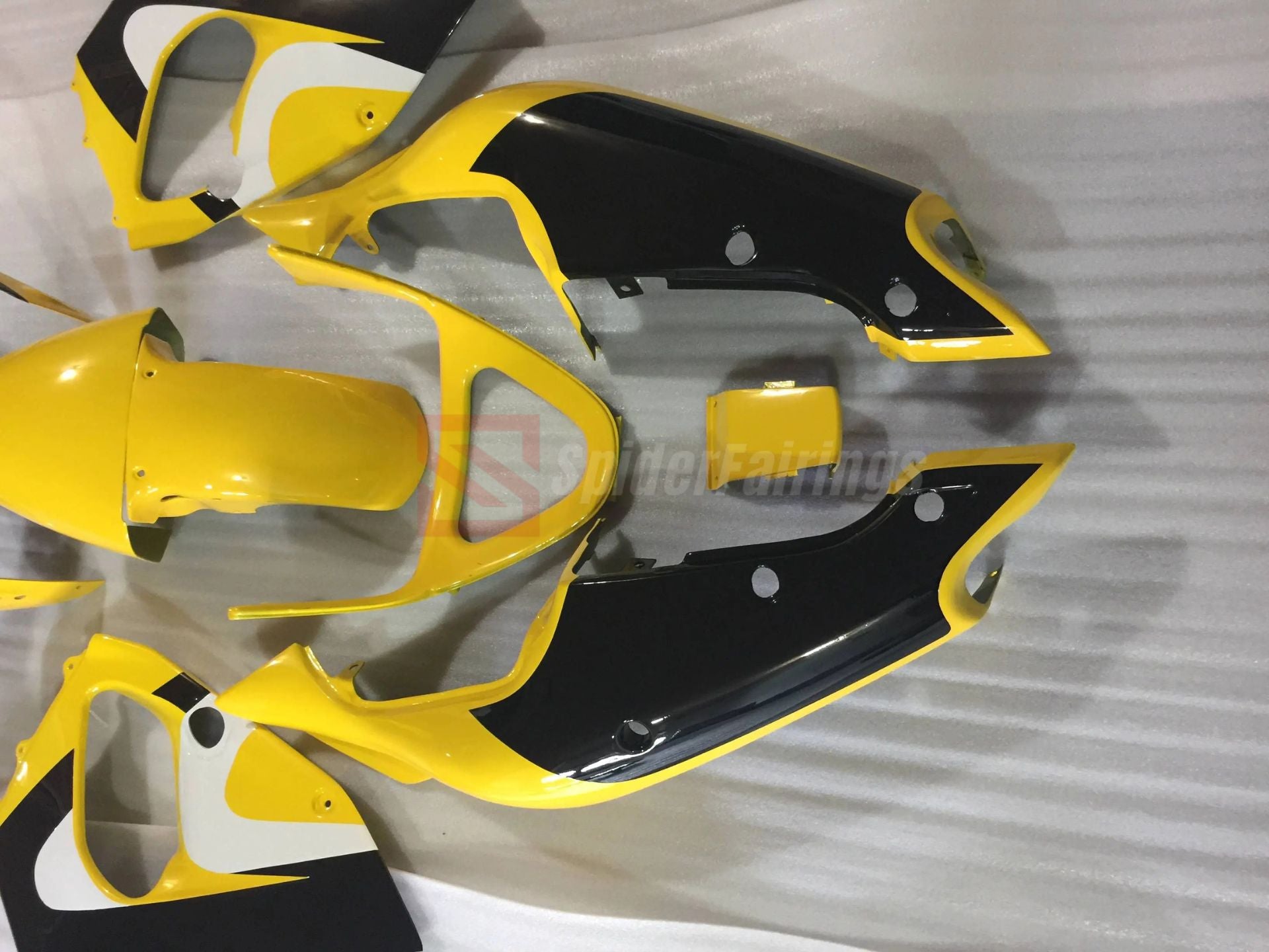 Gloss Yellow White Kawasaki ZX7R 1996-2003