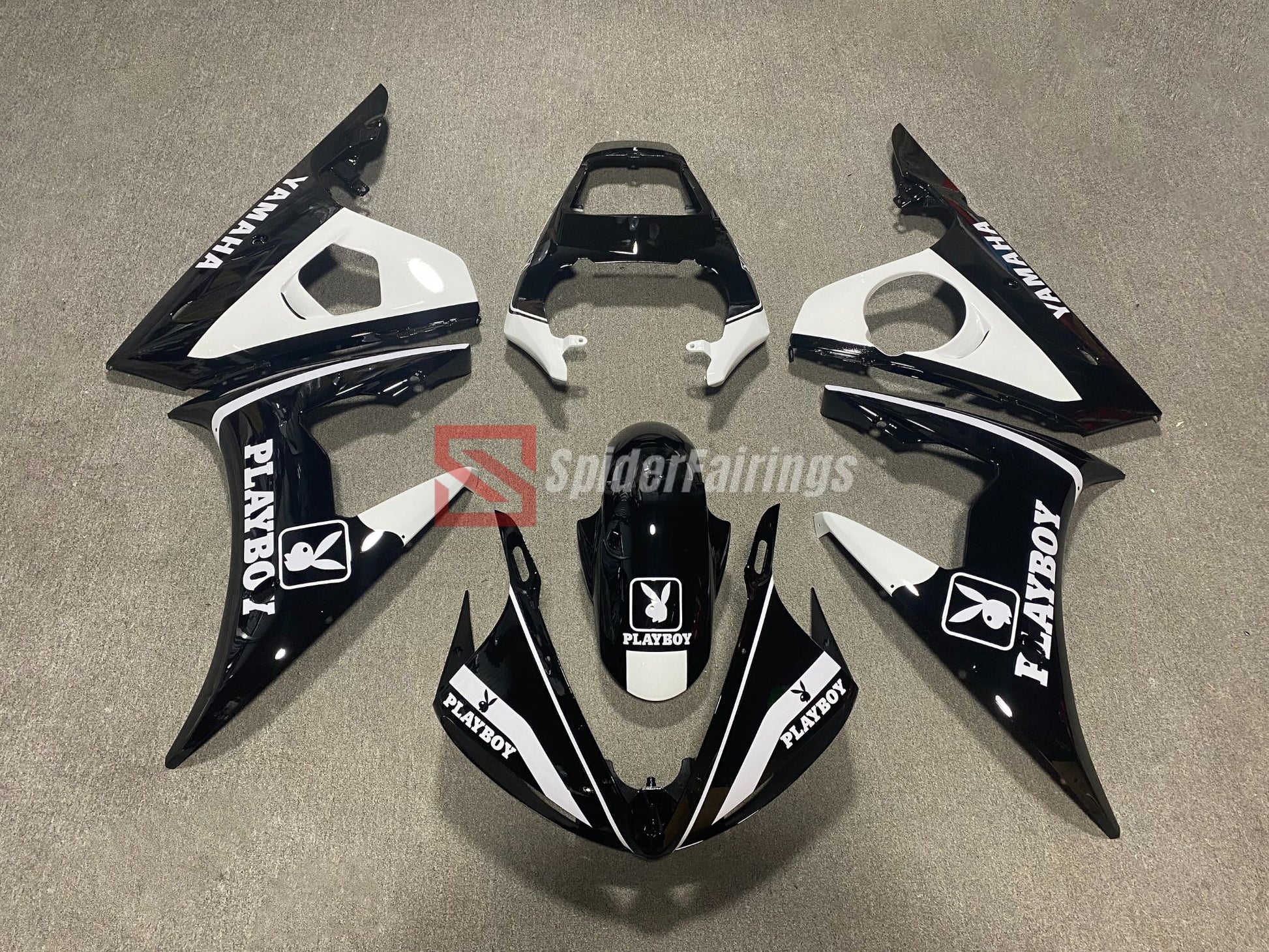 Gloss_Black_and_White_Playboy-Yamaha_R6_2003-2004