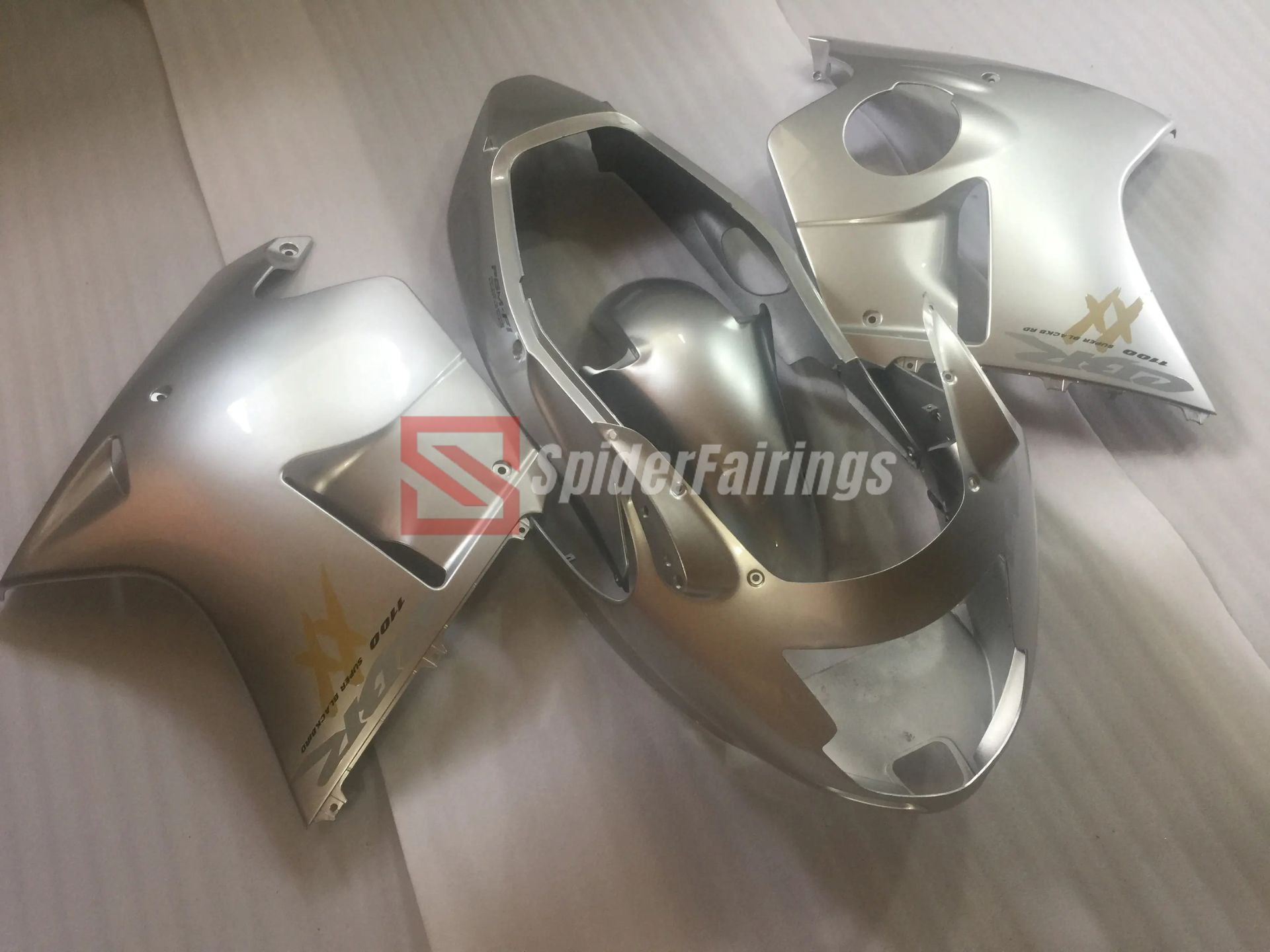 Gloss Silver-Honda CBR1100XX 1997-2007