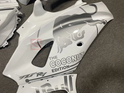 Gloss_White_The_Coconut_edition_Redbull-Yamaha_R7_2021-2024