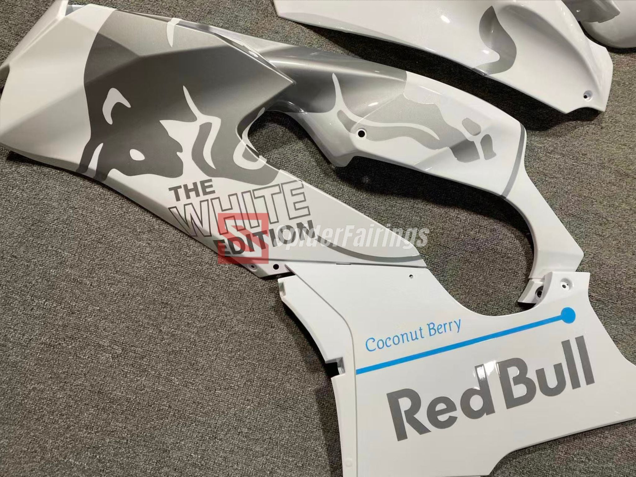 イッツァページ REDBULL Gloss white edition Redbull-Kawasaki ZX-10R 2021-2025 – SpiderFairings