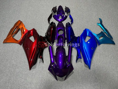 Gloss The Purple Gradient separating the Warm and Cold-Yamaha R7 2021-2025