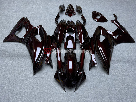 Gloss The Red Carbon Fiber Style-Yamaha R7 2021-2025