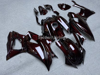 Gloss The Red Carbon Fiber Style-Yamaha R7 2021-2025