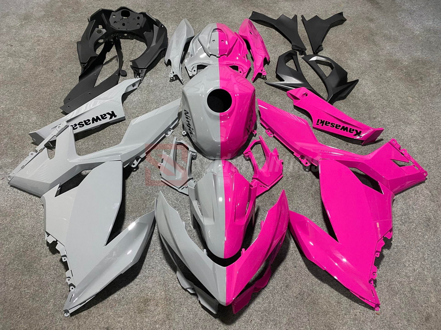 Pink and Grey-Kawasaki Ninja400 2018-2023