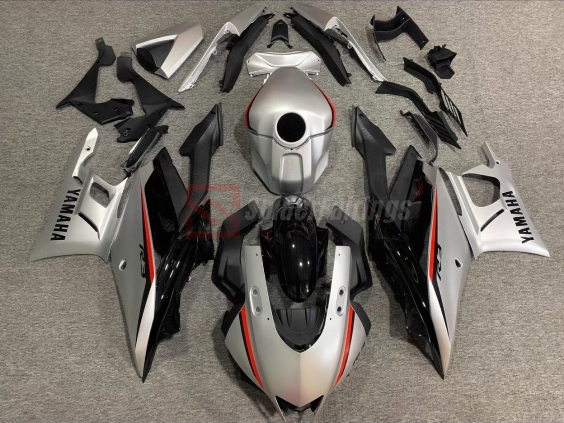 Silver and Black-Yamaha R3 2019-2024 – SpiderFairings