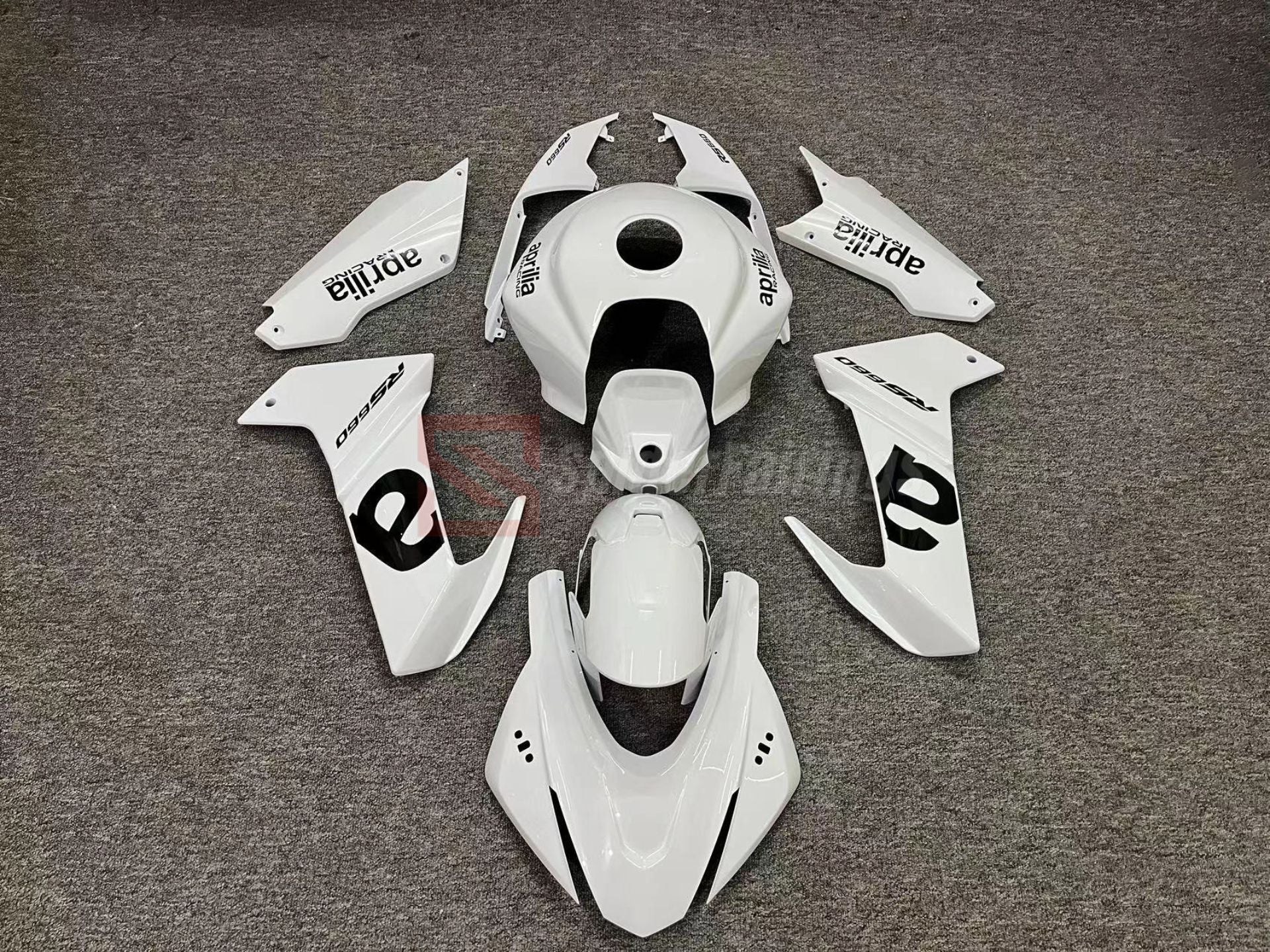 White-Aprilia RS660 2020-2024