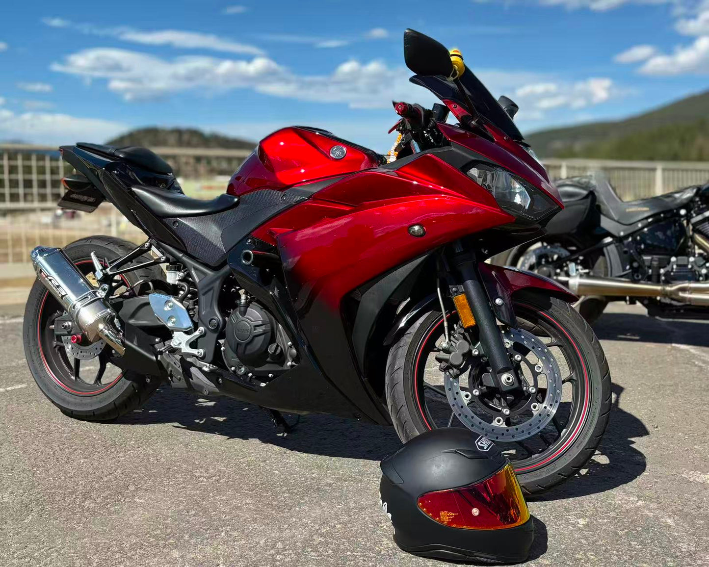 Gloss Candy Red To Black Gradient Yamaha Y-R25/R3 2014-2018